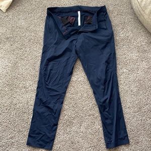 Men’s Lululemon Commission Pant